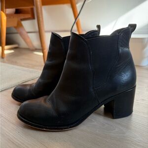 Sam Edelman Black Leather Ankle Booties